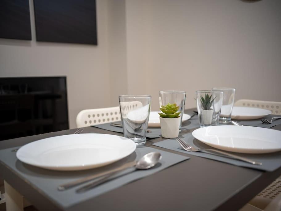 Appartement Tout Equipe Au Coeur Du Panier Vieux Port Marseille Ngoại thất bức ảnh